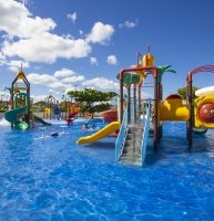 Parque acuático infantil en Laguna SOV