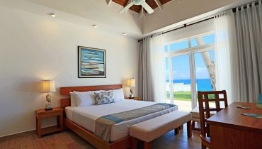 Oceanfront villa for rent in Sosua