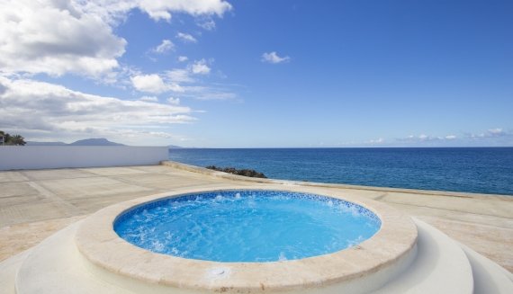 Oceanfront villas for rent in Sosua
