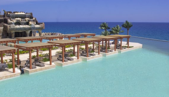 Santa Fe oceanfront recreation complex