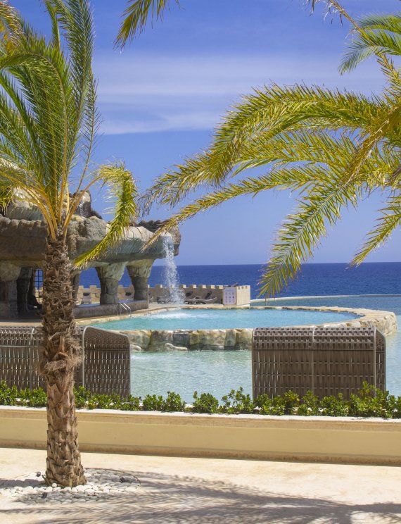 Santa Fe oceanfront recreation complex