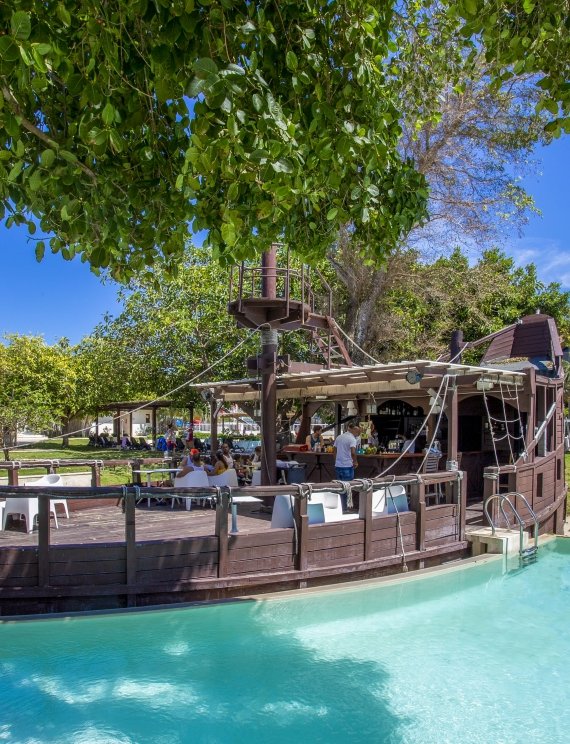 El Barco Bar
