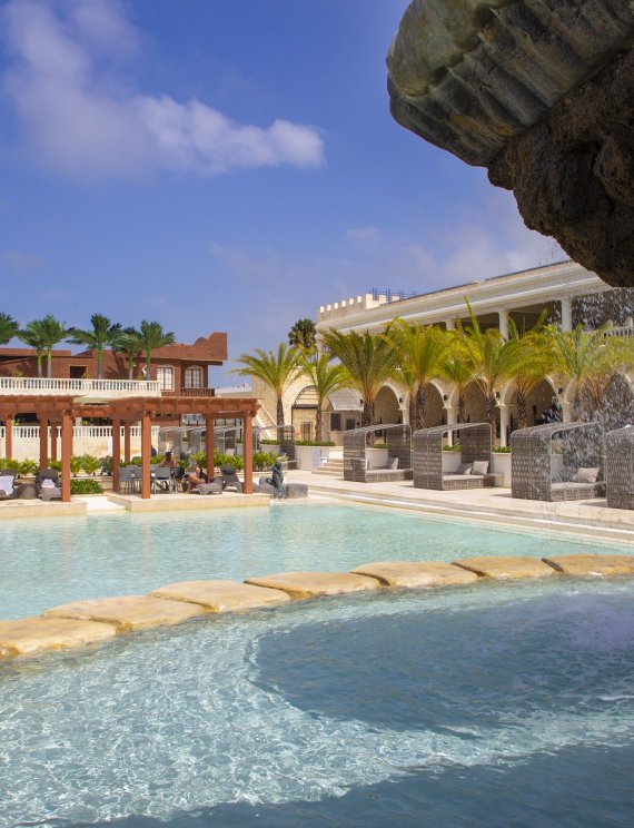 Santa Fe oceanfront recreation complex